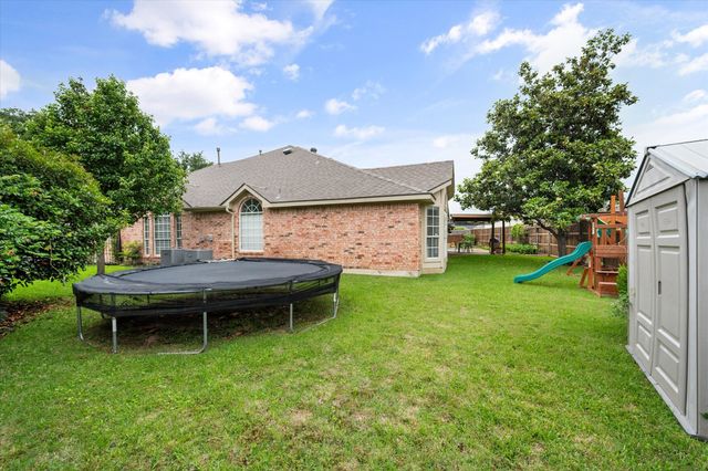 106 Rolling Rock Drive, Trophy Club, TX 76262