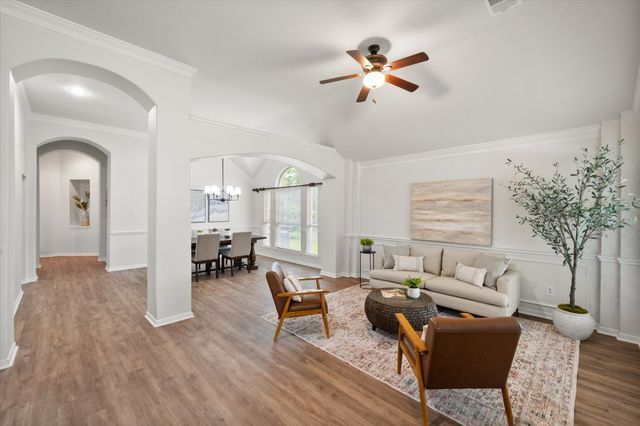 106 Rolling Rock Drive, Trophy Club, TX 76262