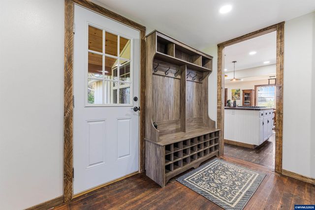 24291 SW Rogers Rd, Sheridan, OR 97378