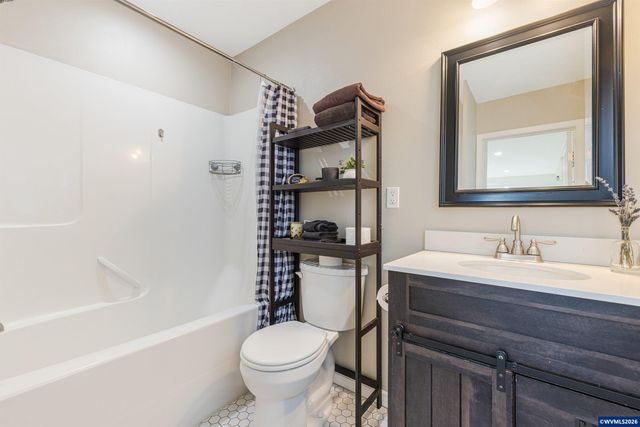 24291 SW Rogers Rd, Sheridan, OR 97378
