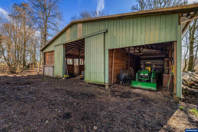 24291 SW Rogers Rd, Sheridan, OR 97378