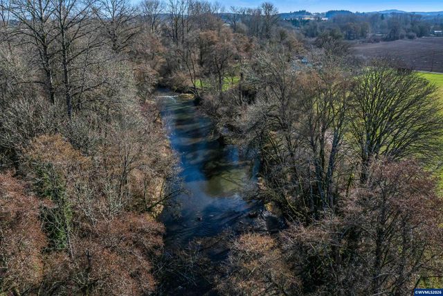 24291 SW Rogers Rd, Sheridan, OR 97378