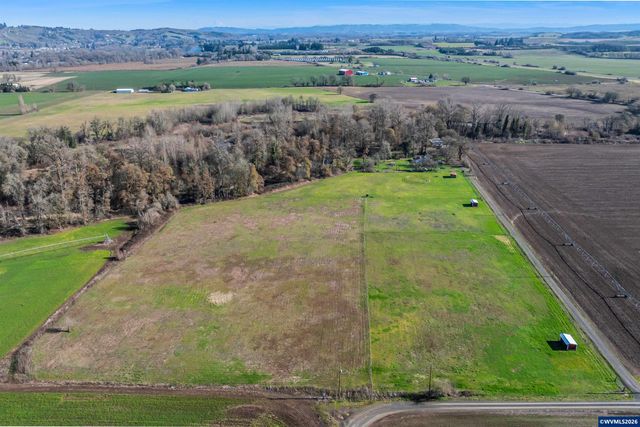 24291 SW Rogers Rd, Sheridan, OR 97378