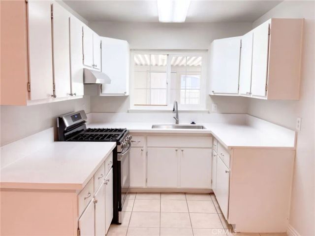 695 N Pepper Avenue, Rialto, CA 92376