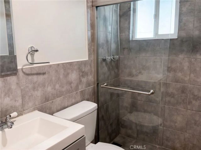 695 N Pepper Avenue, Rialto, CA 92376