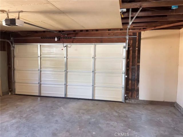 695 N Pepper Avenue, Rialto, CA 92376