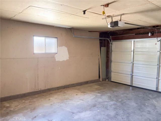 695 N Pepper Avenue, Rialto, CA 92376