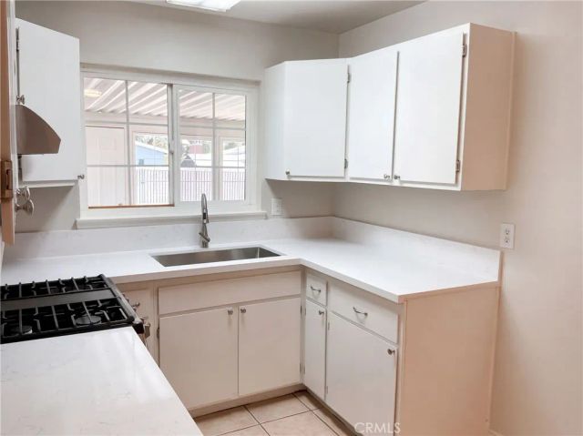 695 N Pepper Avenue, Rialto, CA 92376