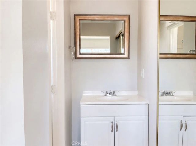 695 N Pepper Avenue, Rialto, CA 92376