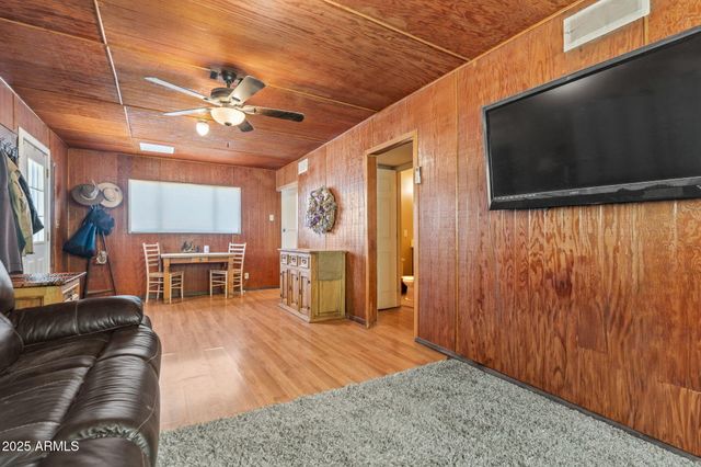 732 E HONDA BOW Road, Phoenix, AZ 85086