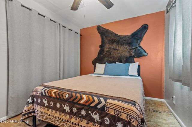 732 E HONDA BOW Road, Phoenix, AZ 85086