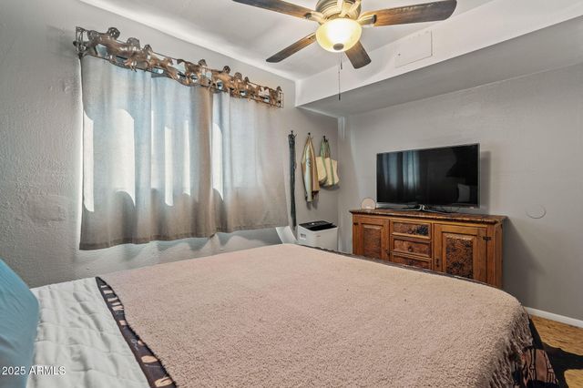 732 E HONDA BOW Road, Phoenix, AZ 85086