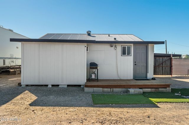 732 E HONDA BOW Road, Phoenix, AZ 85086