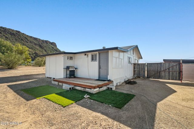 732 E HONDA BOW Road, Phoenix, AZ 85086