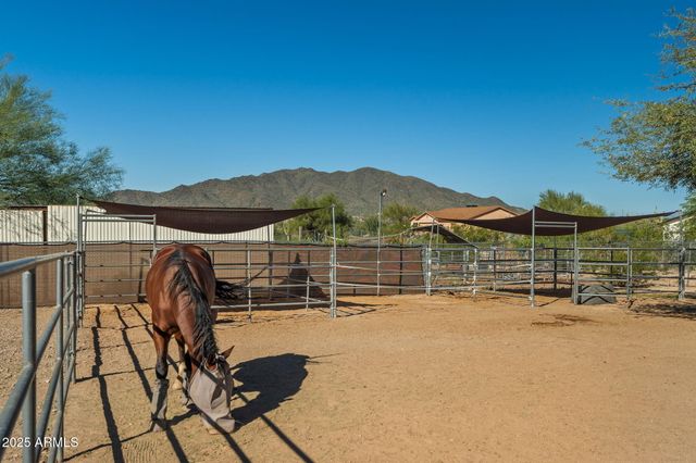 732 E HONDA BOW Road, Phoenix, AZ 85086