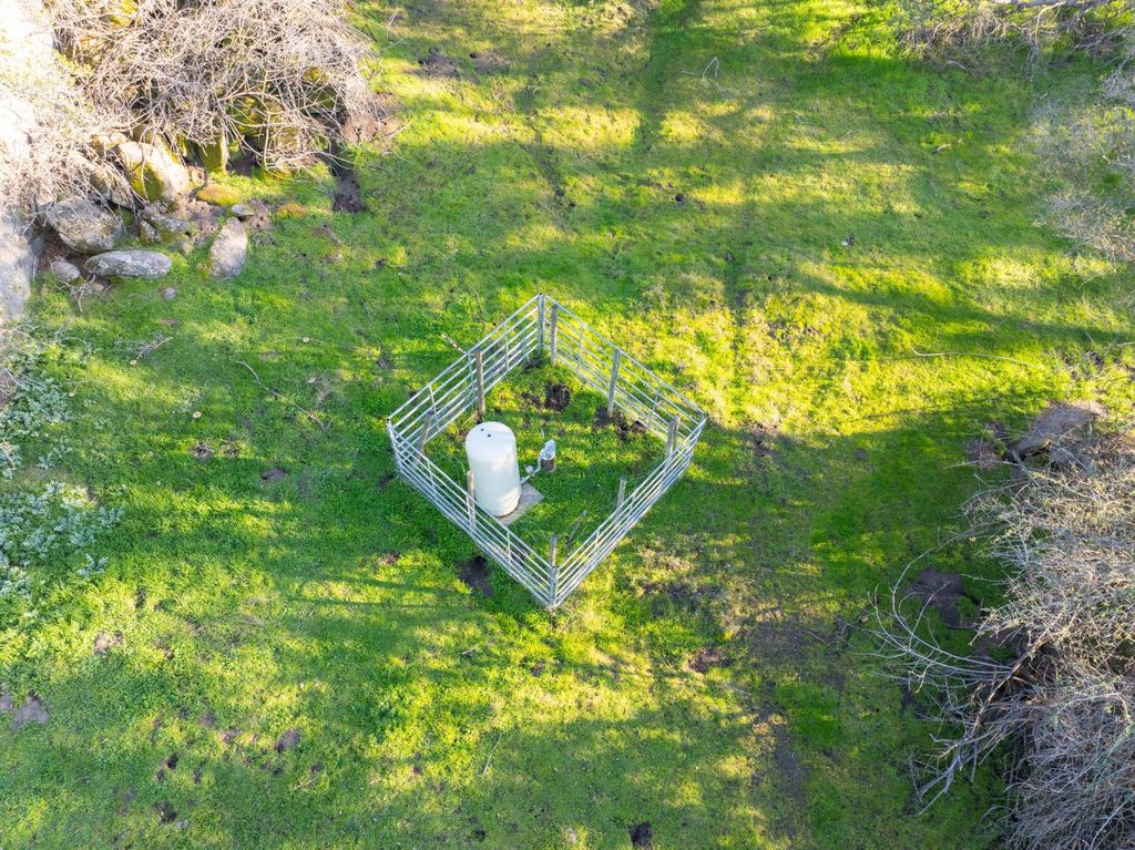 Image 6 of property listing at 1234 Prather, Prather, CA 93651