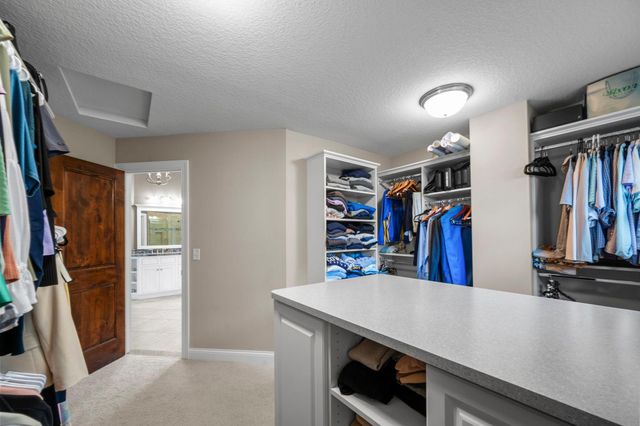 15510 53rd Avenue N, Plymouth, MN 55446