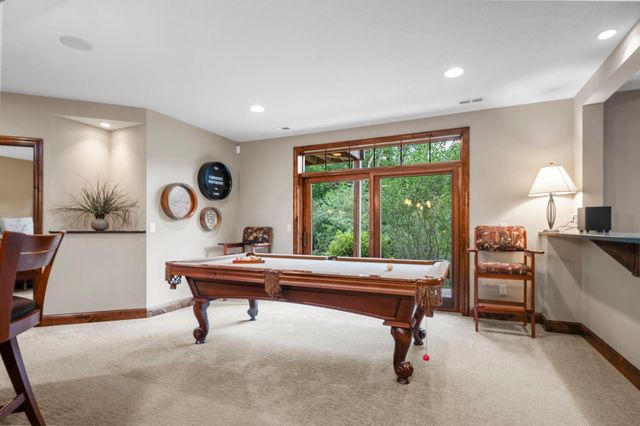 15510 53rd Avenue N, Plymouth, MN 55446
