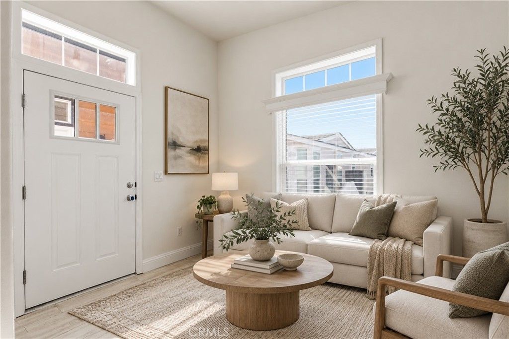 8250 Lankershim Boulevard 80, North Hollywood, CA 91605 — exterior