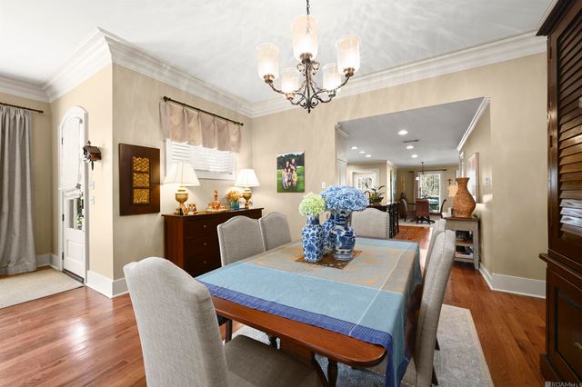 1385 Lobdell Ave, Baton Rouge, LA 70806