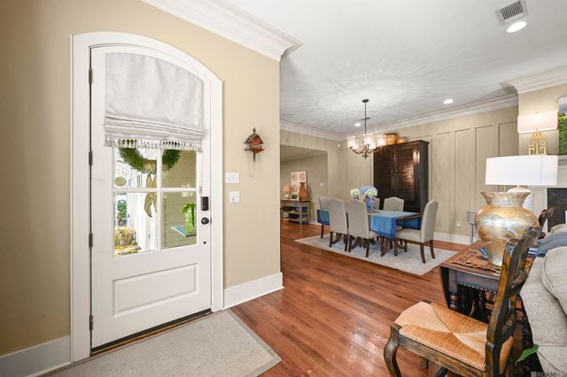 1385 Lobdell Ave, Baton Rouge, LA 70806