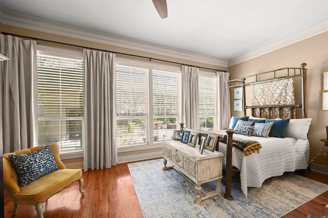 1385 Lobdell Ave, Baton Rouge, LA 70806