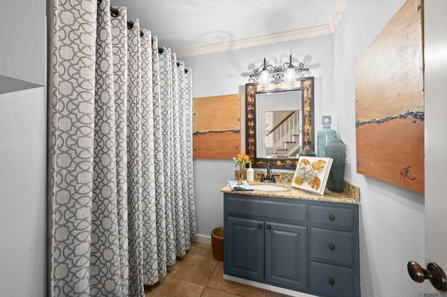 1385 Lobdell Ave, Baton Rouge, LA 70806