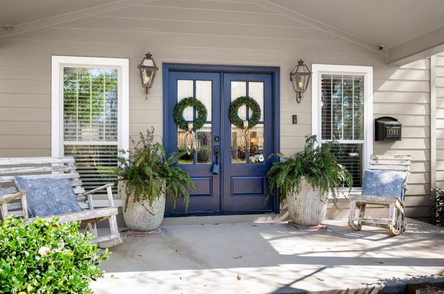 1385 Lobdell Ave, Baton Rouge, LA 70806