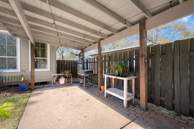 1385 Lobdell Ave, Baton Rouge, LA 70806