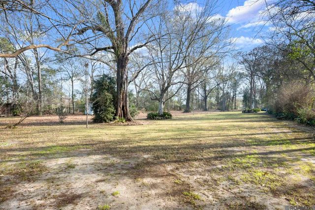 1385 Lobdell Ave, Baton Rouge, LA 70806