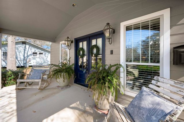 1385 Lobdell Ave, Baton Rouge, LA 70806