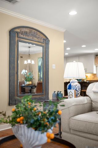 1385 Lobdell Ave, Baton Rouge, LA 70806