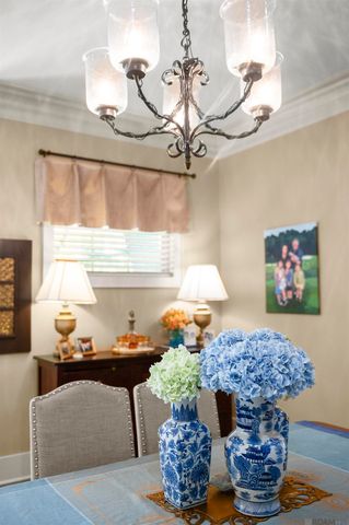 1385 Lobdell Ave, Baton Rouge, LA 70806