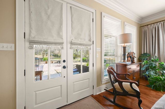 1385 Lobdell Ave, Baton Rouge, LA 70806