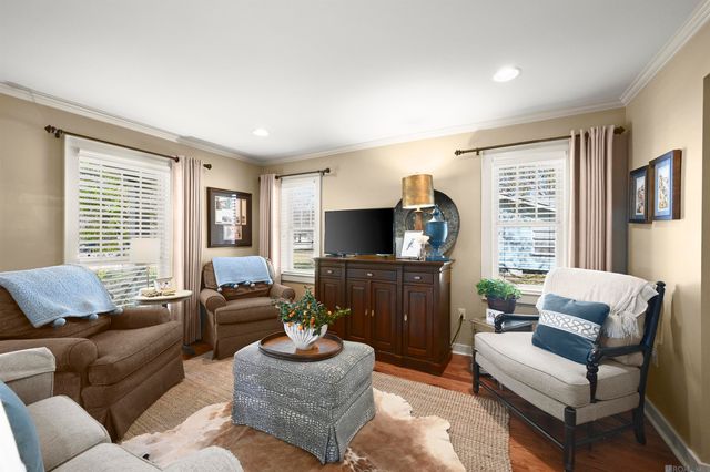 1385 Lobdell Ave, Baton Rouge, LA 70806