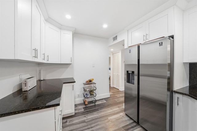5 Via De Casas Sur 105, Boynton Beach, FL 33426