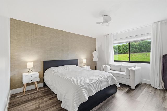 5 Via De Casas Sur 105, Boynton Beach, FL 33426