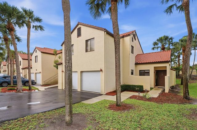 5 Via De Casas Sur 105, Boynton Beach, FL 33426