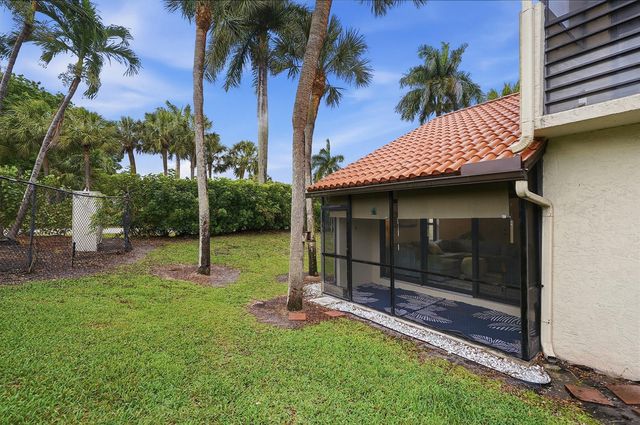 5 Via De Casas Sur 105, Boynton Beach, FL 33426