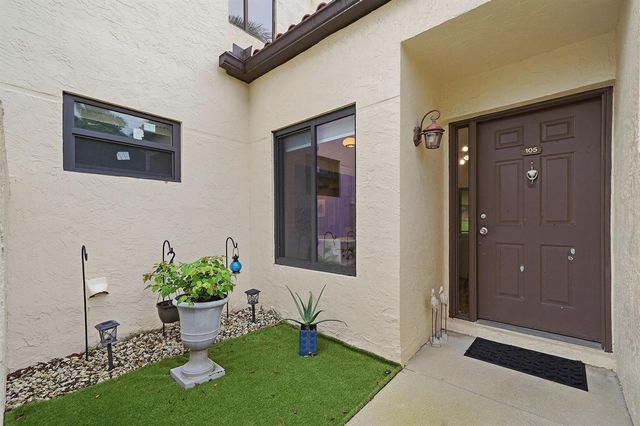 5 Via De Casas Sur 105, Boynton Beach, FL 33426