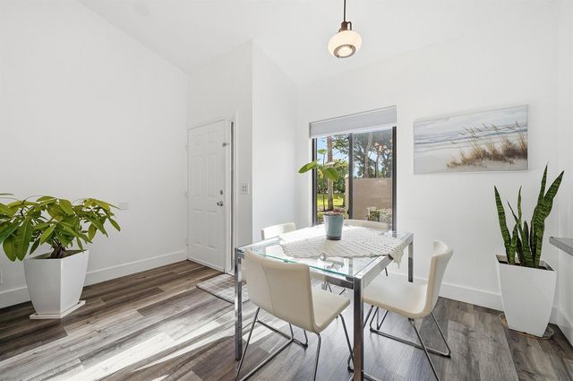 5 Via De Casas Sur 105, Boynton Beach, FL 33426