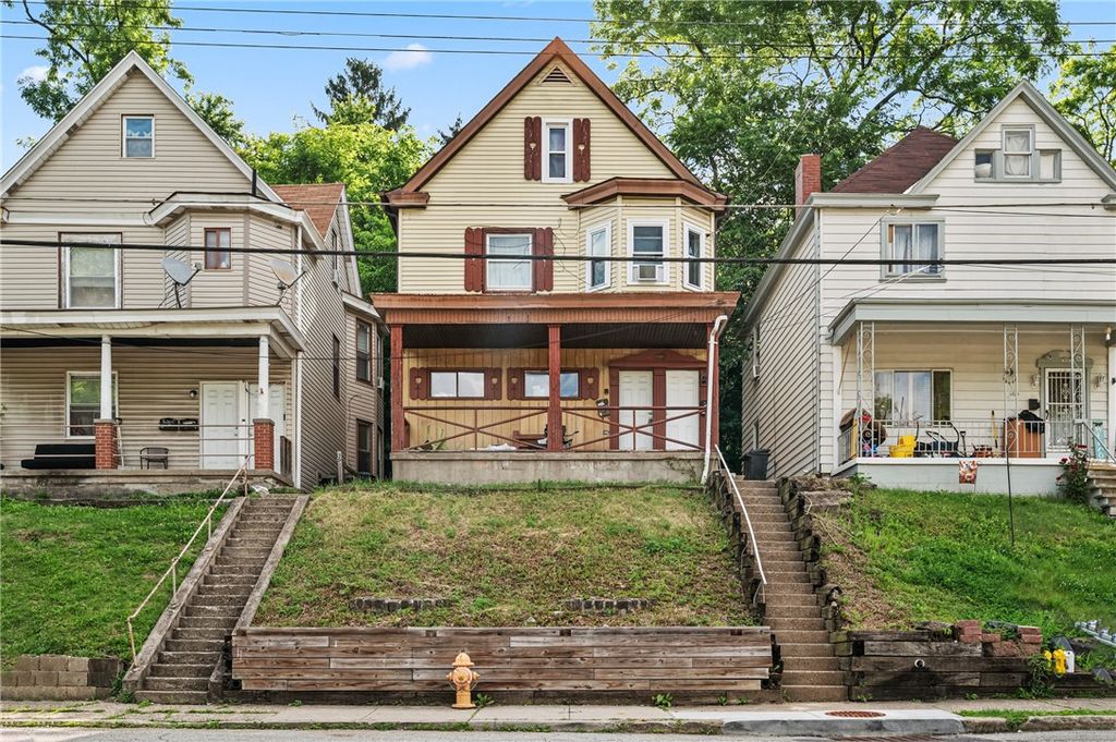 1527 Rutherford Ave, Beechview, PA 15216
