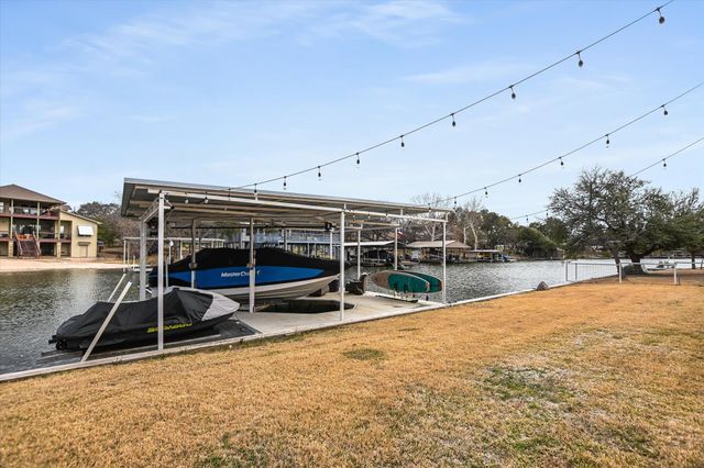 513 Oleander DR, Granite Shoals, TX 78654