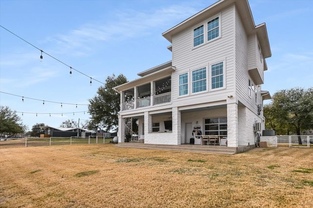 513 Oleander DR, Granite Shoals, TX 78654