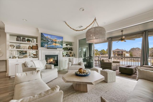 513 Oleander DR, Granite Shoals, TX 78654