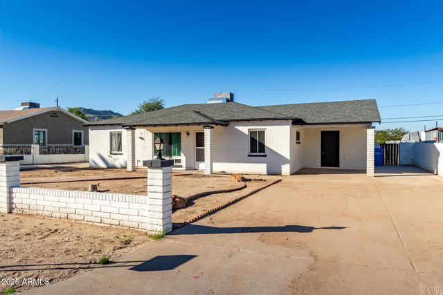 9222 S MONTEZUMA Street, Phoenix, AZ 85041