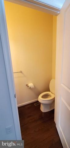 1748 LYDIA DR, Hatfield, PA 19440