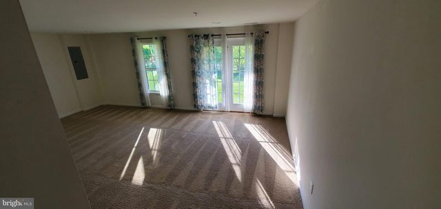 1748 LYDIA DR, Hatfield, PA 19440