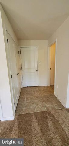 1748 LYDIA DR, Hatfield, PA 19440