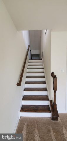 1748 LYDIA DR, Hatfield, PA 19440